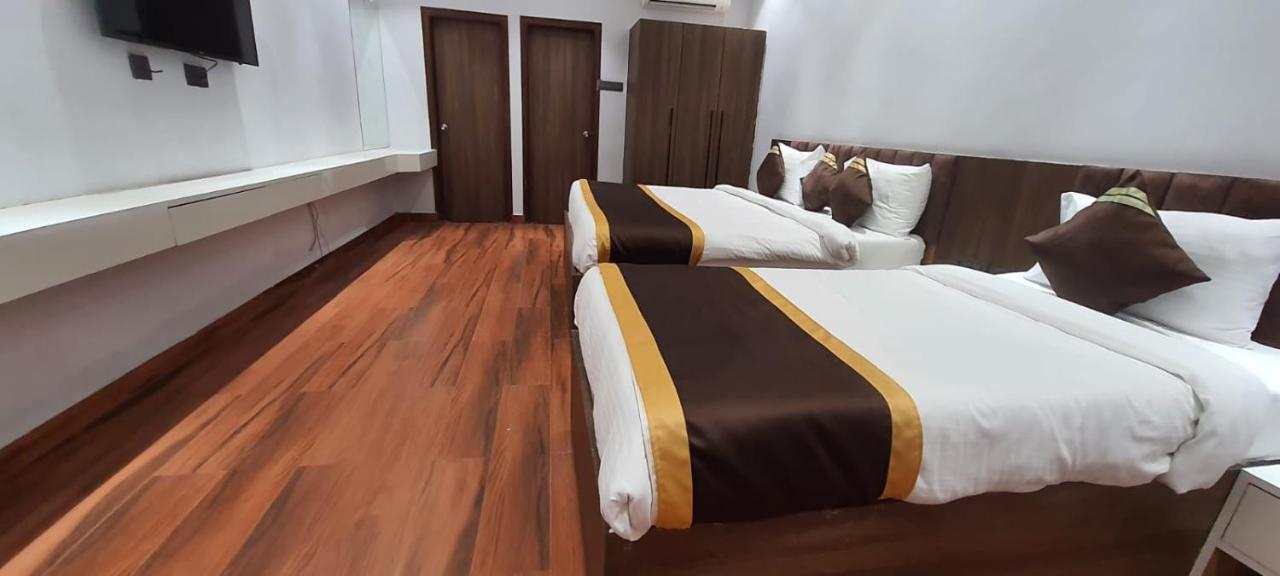Hotel Citrus Lucknow Eksteriør billede